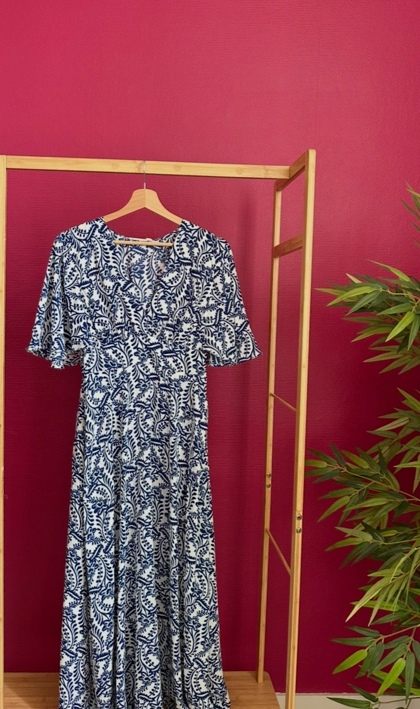 Robe Nessa