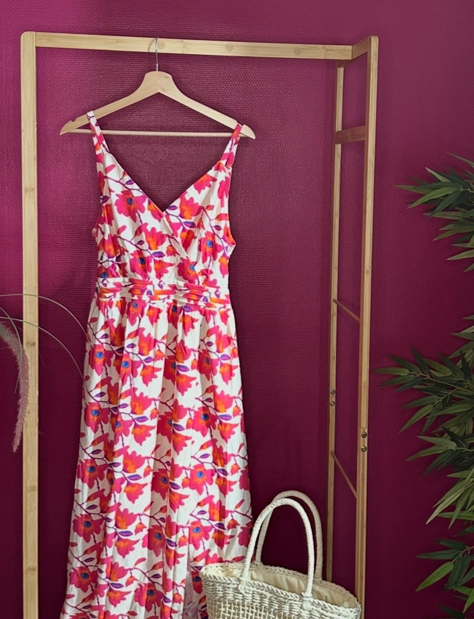 Robe Longue Fleurie sur cintre