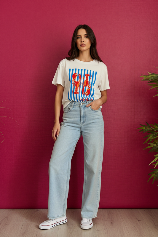 T-shirt Lobster porté par mannequin avec jean large